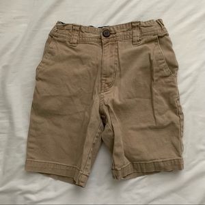 Boys khaki denim beige shorts 🌿